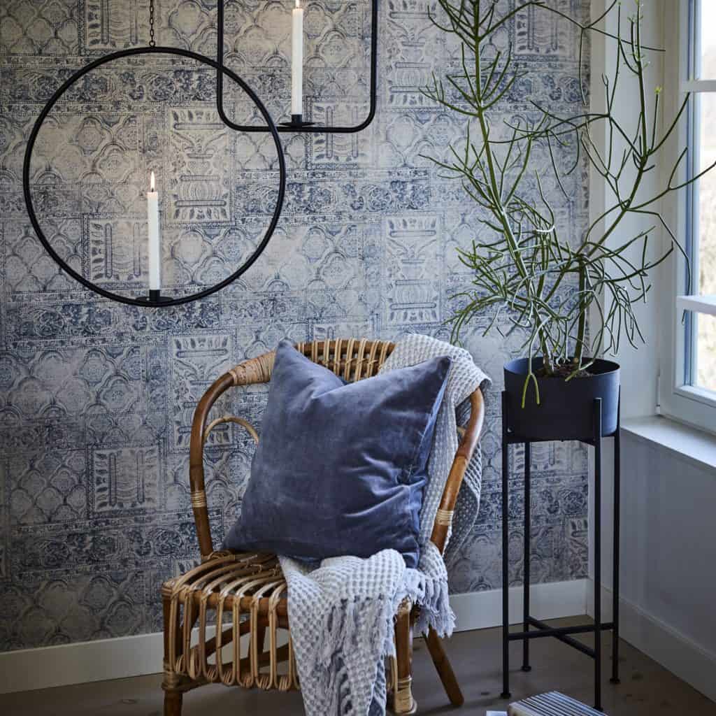 Kruka på stativ grafitgrå