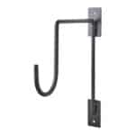 Svart väggkrok ALMA från Affari of Sweden, perfekt för att hänga upp lyktor, amplar eller dekorationer. Stilren och robust design i metall.