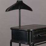 7100013-3-herrbetjänt-Lion-Dutchbone