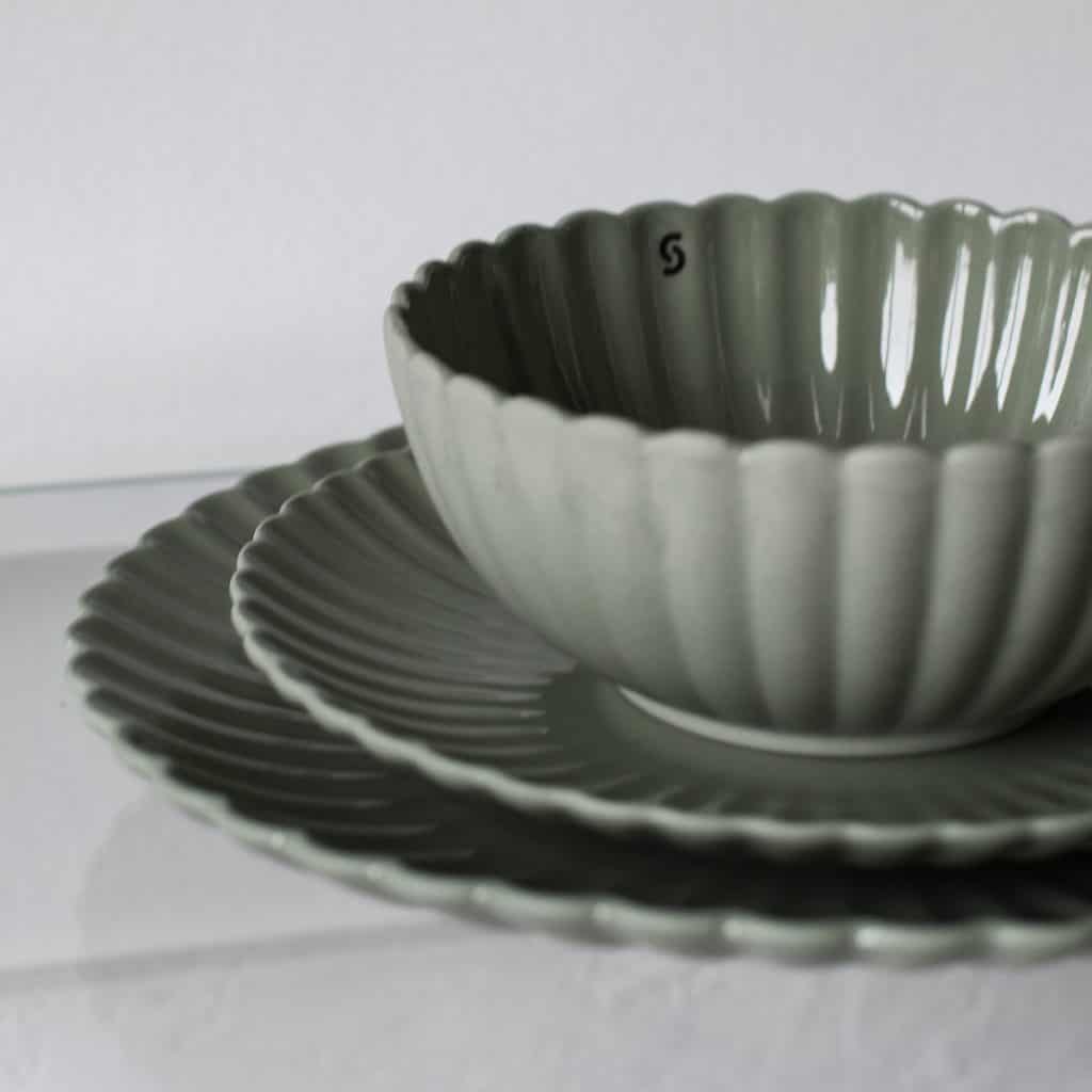 610523-3-assiett-Flora-grön-Storefactory