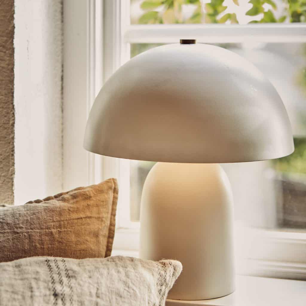 bordslampa Fungi vit Affari of Sweden