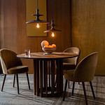 2100158-2-matbord-BARLET-valnöt-Dutchbone