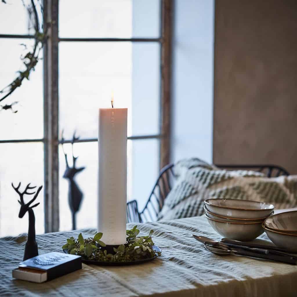 794-955-00-2-ljusstake-THOR-svart-Affari of Sweden