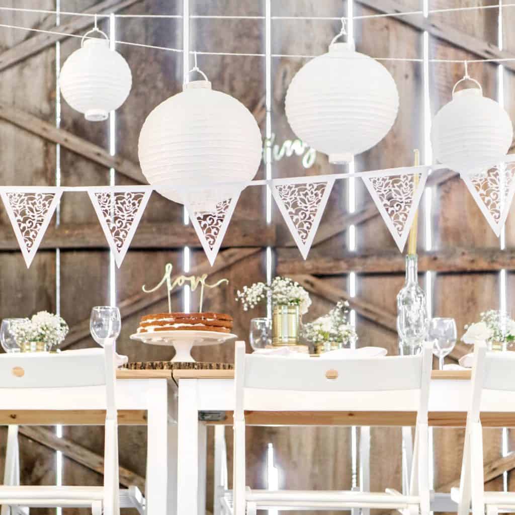 LAO20-008-3-papperslanterna-vit-Partydeco