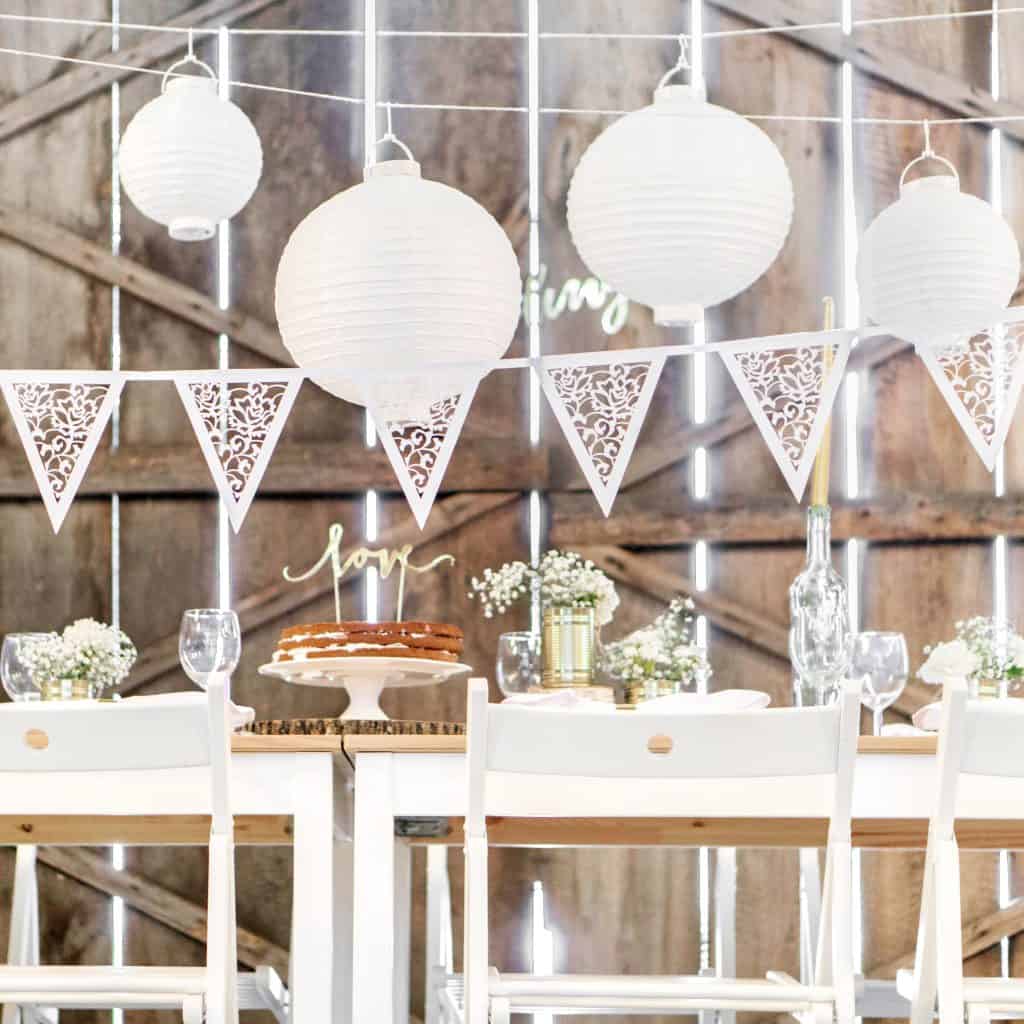 LAO30-008-3-vit-lanterna-belysning-Partydeco