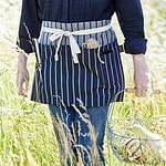 blårandigt trädgårdsförkläde från Burgon & Ball