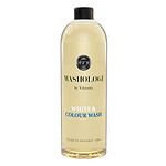 Flaska med WASHOLOGI Vit & Kulör Tvättmedel, 750 ml, med en lätt och mjuk doft av jasmin.