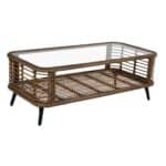 Covelo soffbord i naturfärgad konstrotting med glasbordsskiva och svarta ben – en stilren och praktisk möbel för uterum och uteplats.