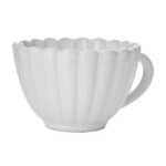 HULDA kopp i elfenben stengods – med vågig kant och glaserad finish från Affari of Sweden