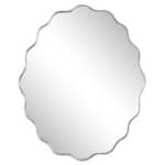 Oval vågig spegel i silver från Strömshaga – Spegel Jonna 68 x 55 cm med dekorativ kant.