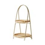 Brickor på ställning i bambu från Affari of Sweden – två våningar i naturfärgad flätning