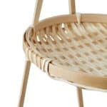 Närbild på flätad bricka i bambu från Affari of Sweden – modell SUNNY