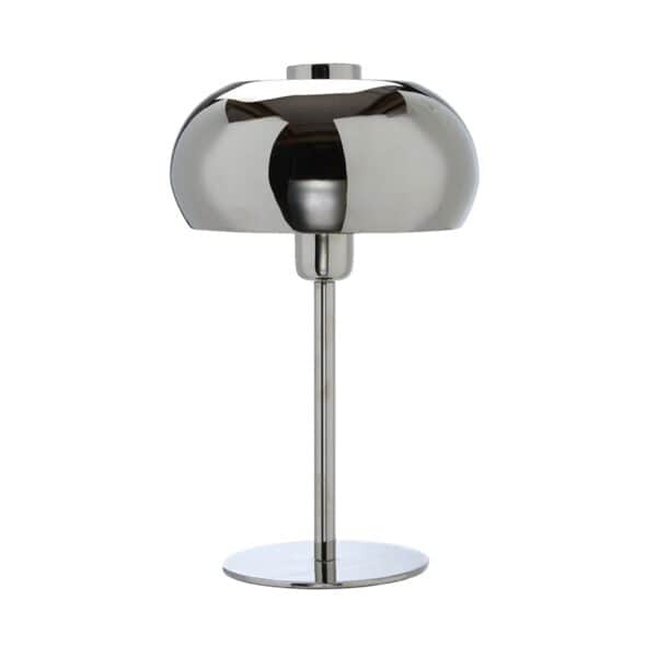 Milano bordslampa krom från Wikholm Form med rundad metallskärm och slank fot.