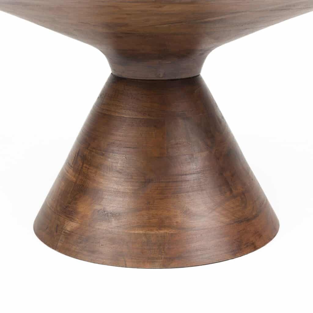 Detalj av soffbord 60 cm i valnöt med konformad fot i akaciaträ