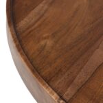 Detalj av soffbord 60 cm i valnöt med upphöjd kant och synlig träådring