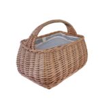 Picknickkorg Molly i flätad pil med integrerad kylväska och blå randigt tyg